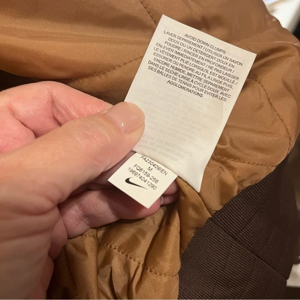 NWT Nike Therma Fit Varsity Jacket, Men’s Sz Medium, Brown - Picture 8 of 15